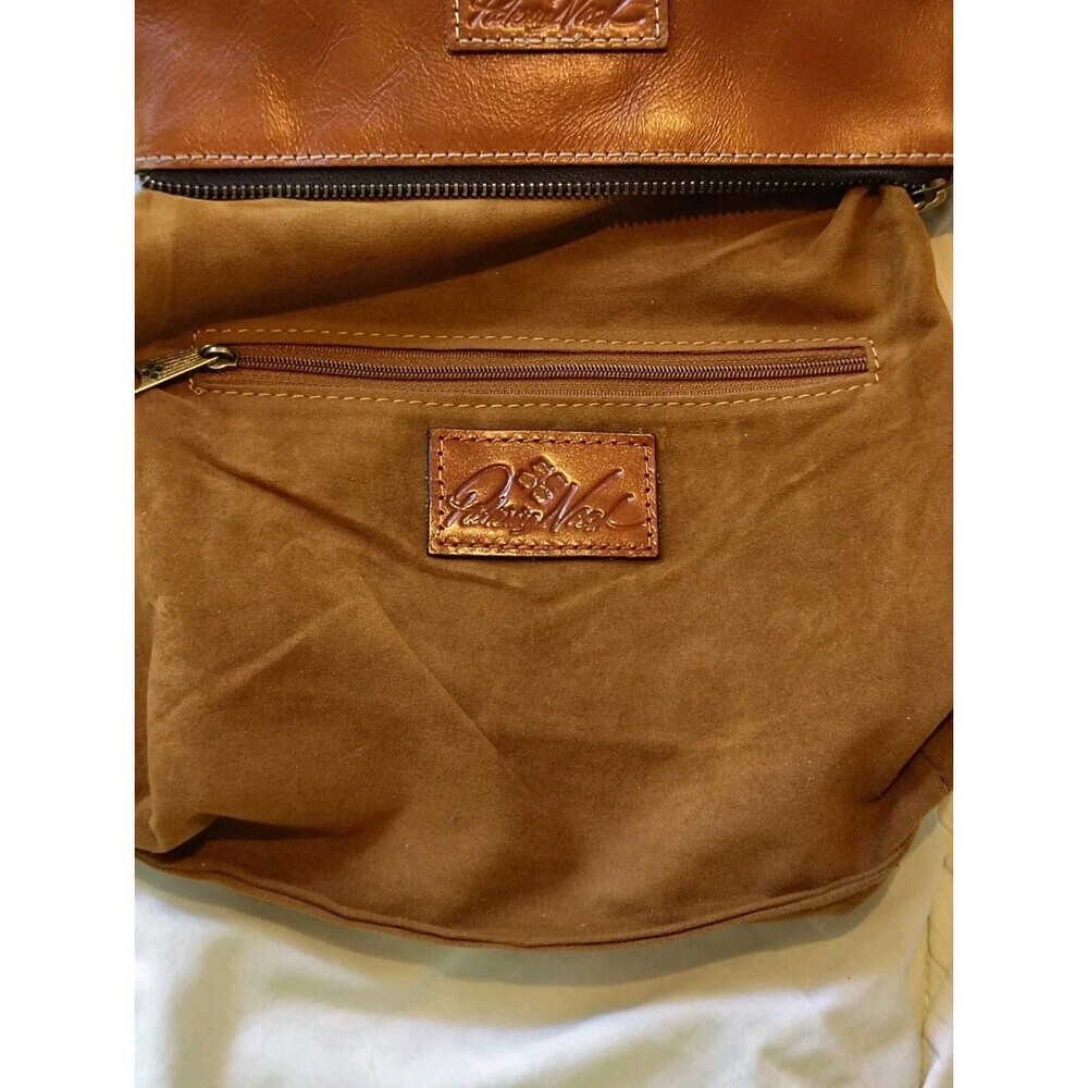​Patricia Nash Tan Leather Foldover Wristlet Clutch Bag — AS IS / READ DESC - Picture 12 of 16